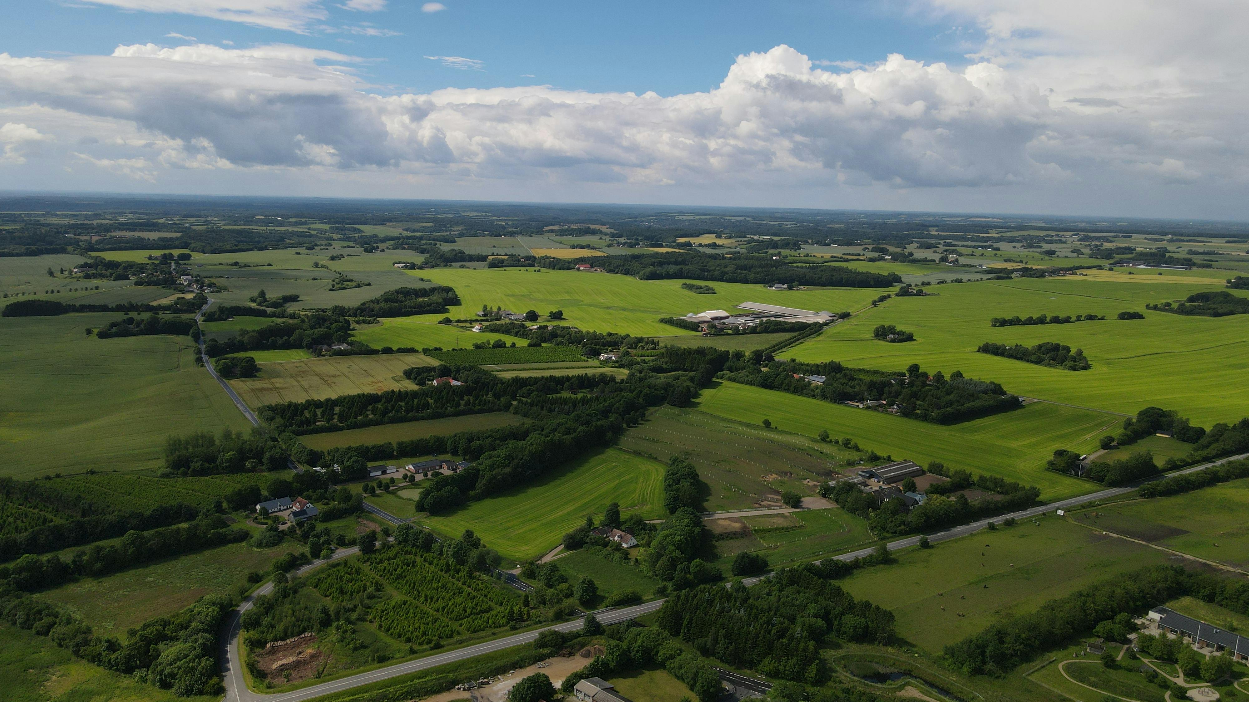 Jak kupić ziemię rolną nie będąc rolnikiem